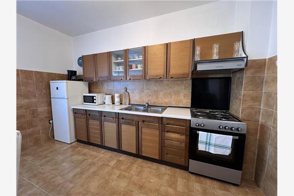 Apartment A1, for 6 persons