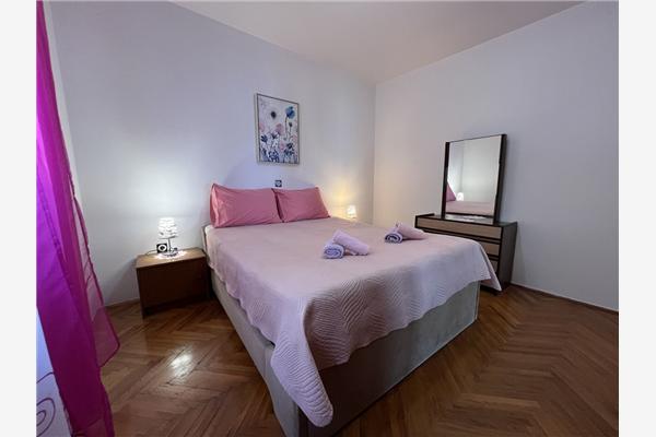Apartment A1, for 6 persons