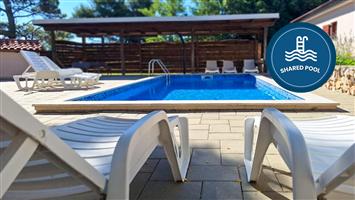 Apartment - Slatina - island Vir