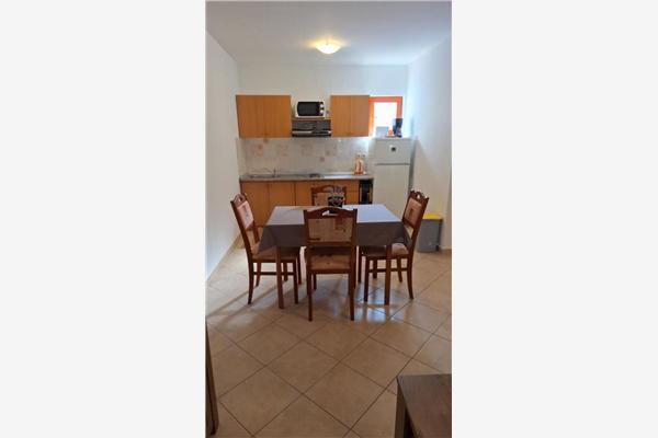 Apartment A2, for 4 persons