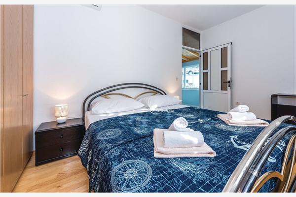 House K1, for 8 persons