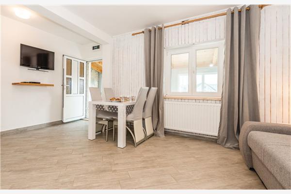 House K1, for 8 persons