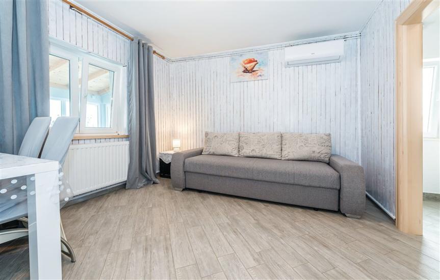 House K1, for 8 persons