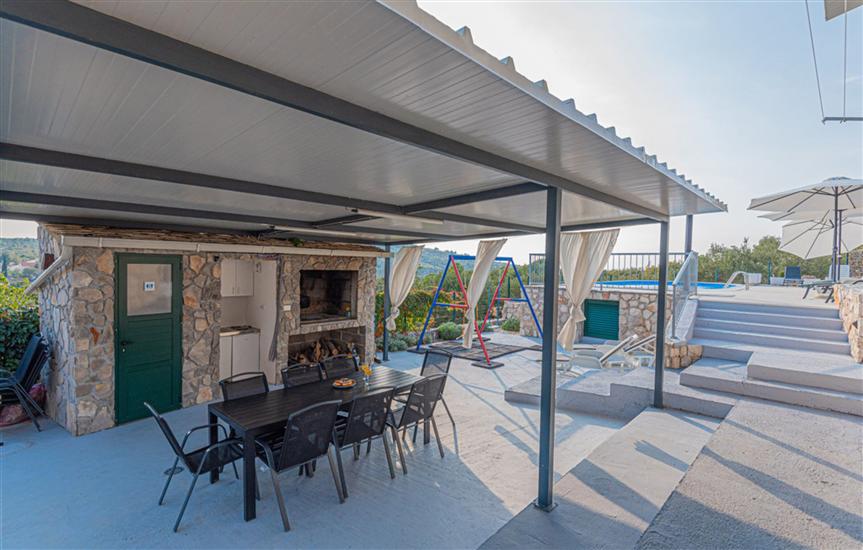 House Veronika