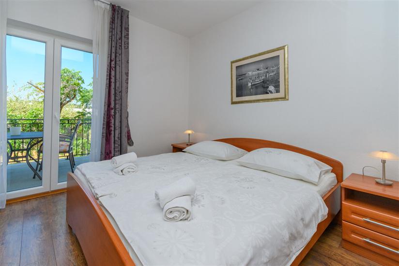 Apartment A4, for 4 persons