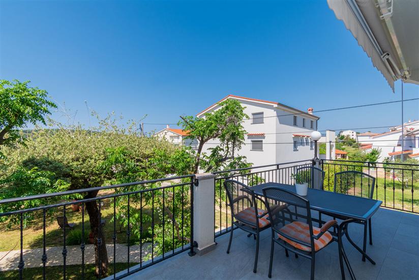 Apartment A4, for 4 persons