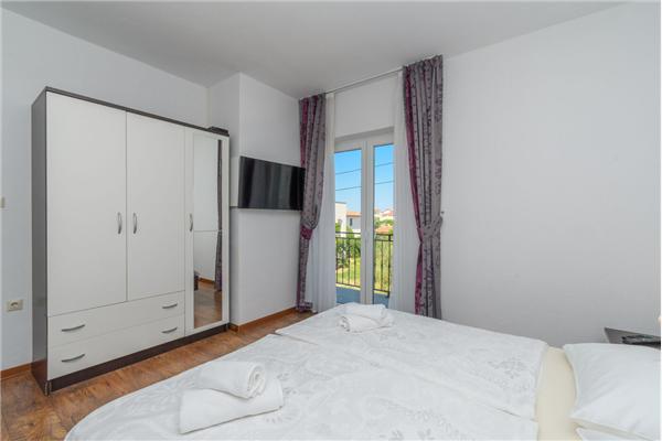 Apartment A4, for 4 persons