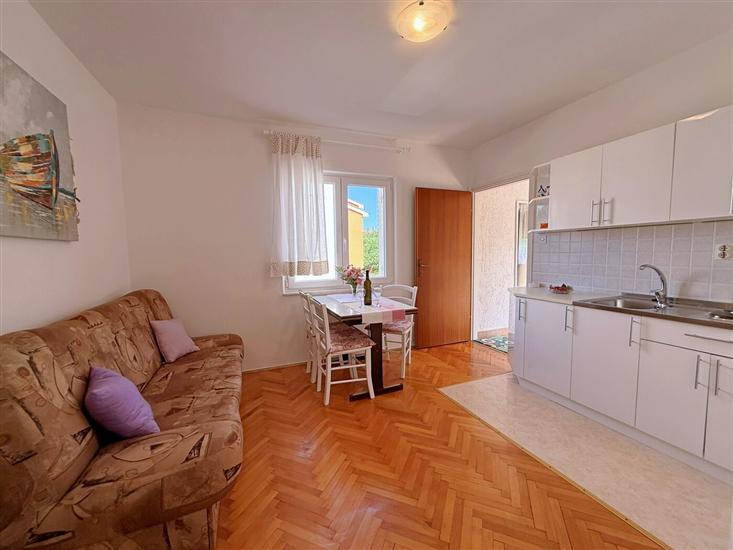 Apartment A1, for 3 persons