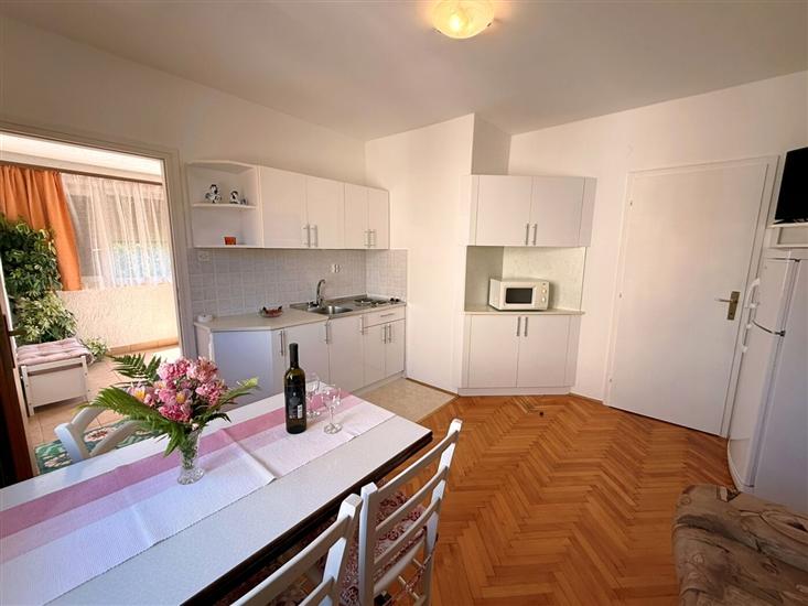 Apartment A1, for 3 persons
