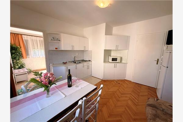 Apartment A1, for 3 persons