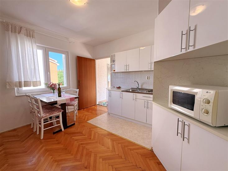 Apartment A1, for 3 persons