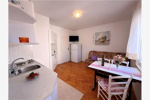 Apartment A1, for 3 persons
