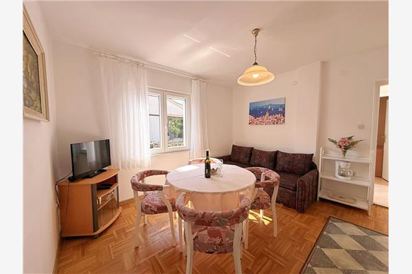 Apartment A2, for 4 persons