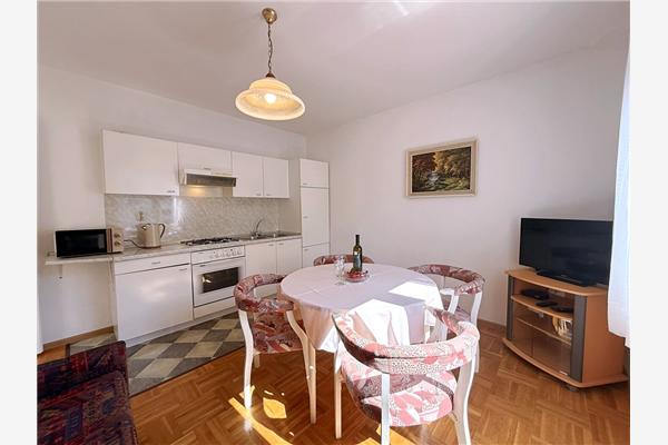 Apartment A2, for 4 persons