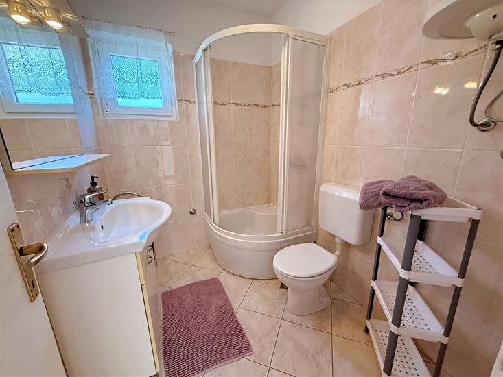 Apartment A2, for 4 persons