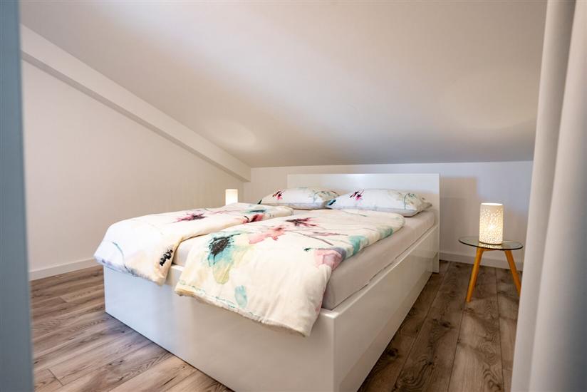 Apartment A5, for 4 persons