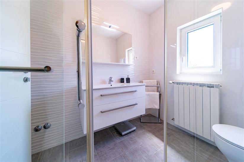 Apartment A5, for 4 persons