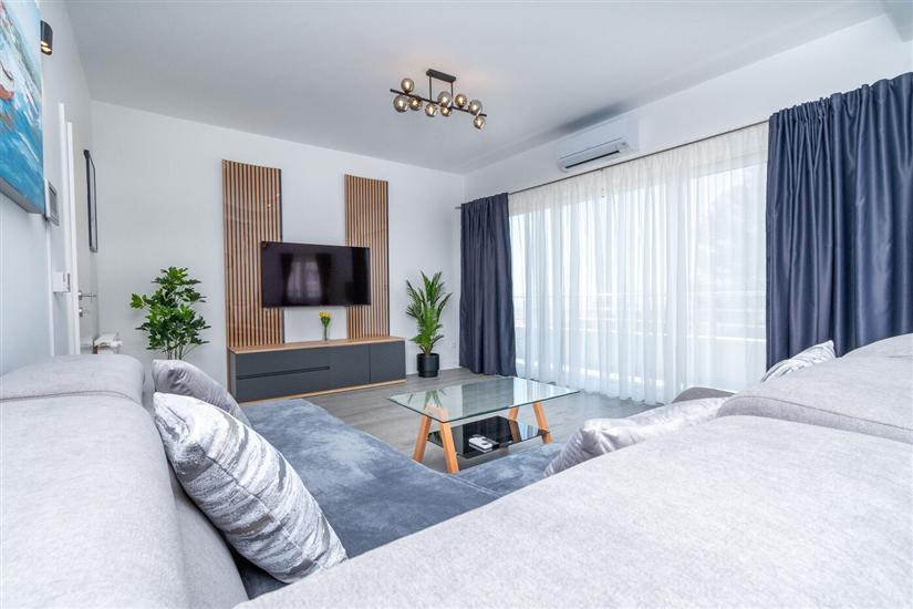 Apartment A1, for 6 persons