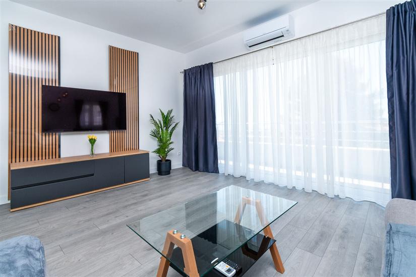 Apartment A1, for 6 persons