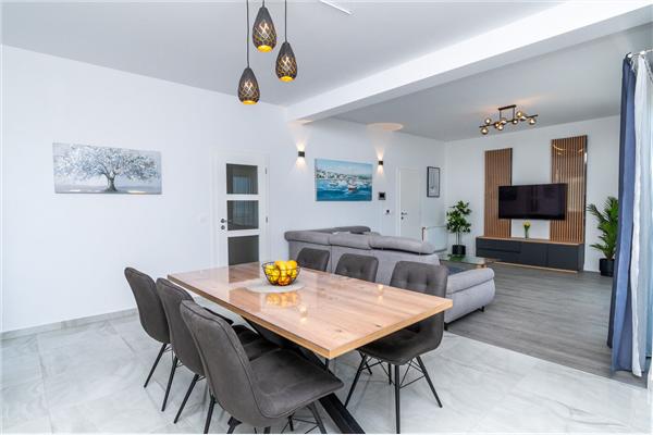 Apartment A1, for 6 persons