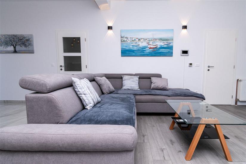 Apartment A1, for 6 persons