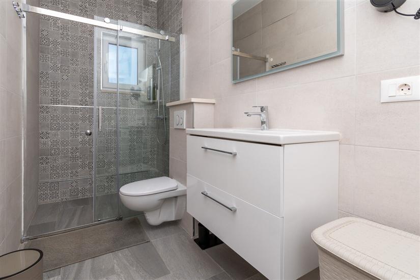 Apartment A1, for 6 persons