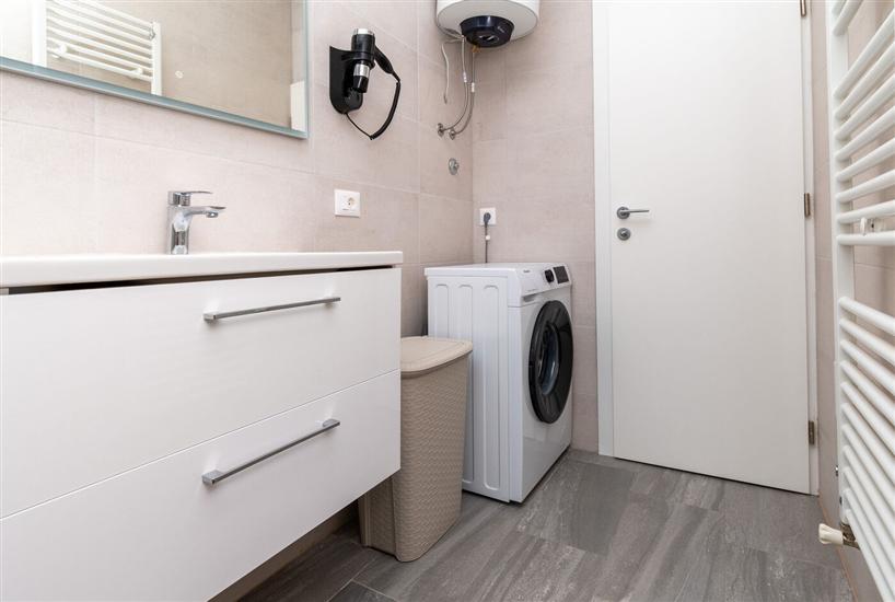 Apartment A1, for 6 persons
