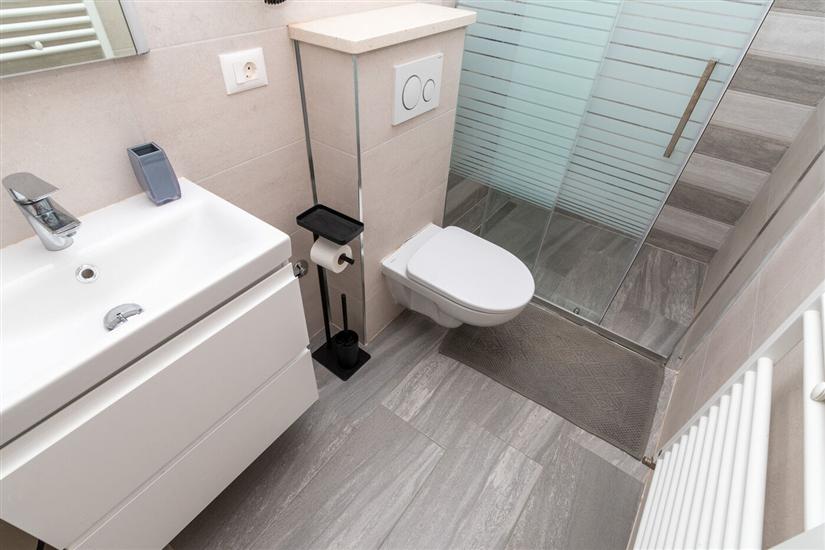 Apartment A1, for 6 persons