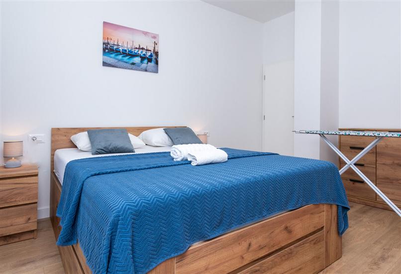 Apartment A1, for 6 persons