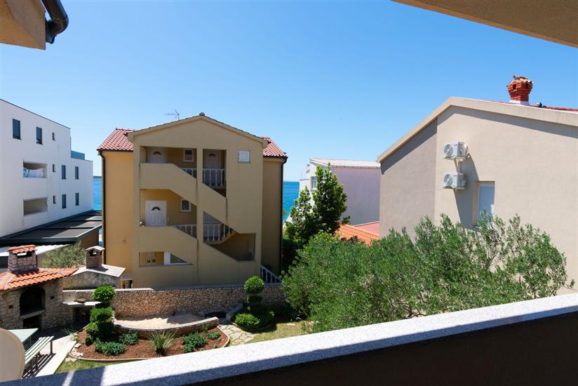 Apartment A2, for 4 persons
