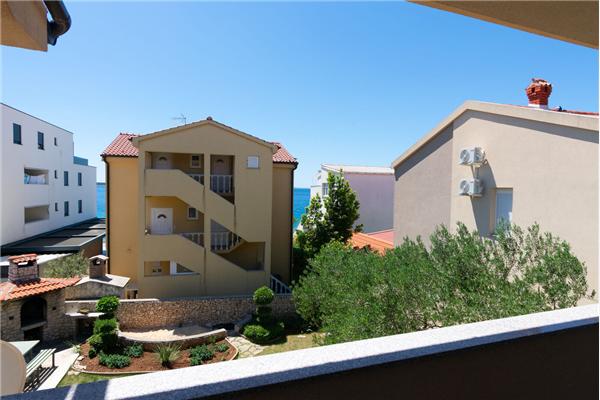 Apartment A2, for 4 persons