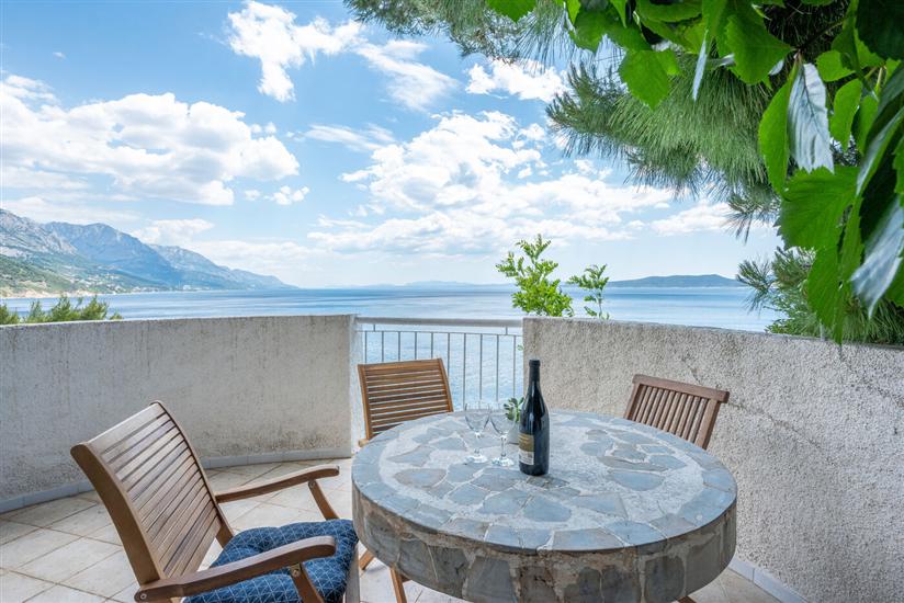 Apartment A2, for 5 persons