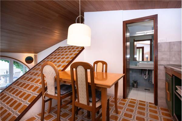 Apartment A2, for 5 persons