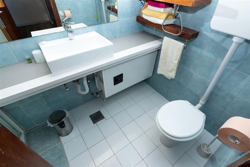 Apartment A2, for 5 persons