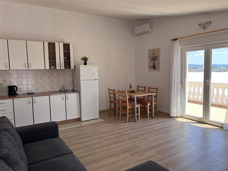 Apartment A4, for 4 persons
