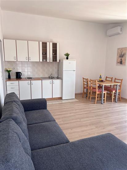 Apartment A4, for 4 persons