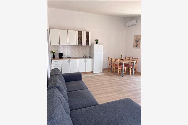 Apartment A4, for 4 persons