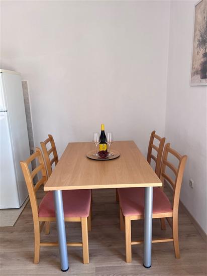 Apartment A4, for 4 persons