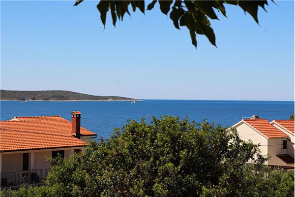 Apartment A3, for 6 persons