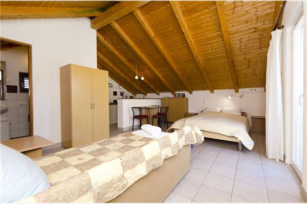 Apartment A5, for 3 persons