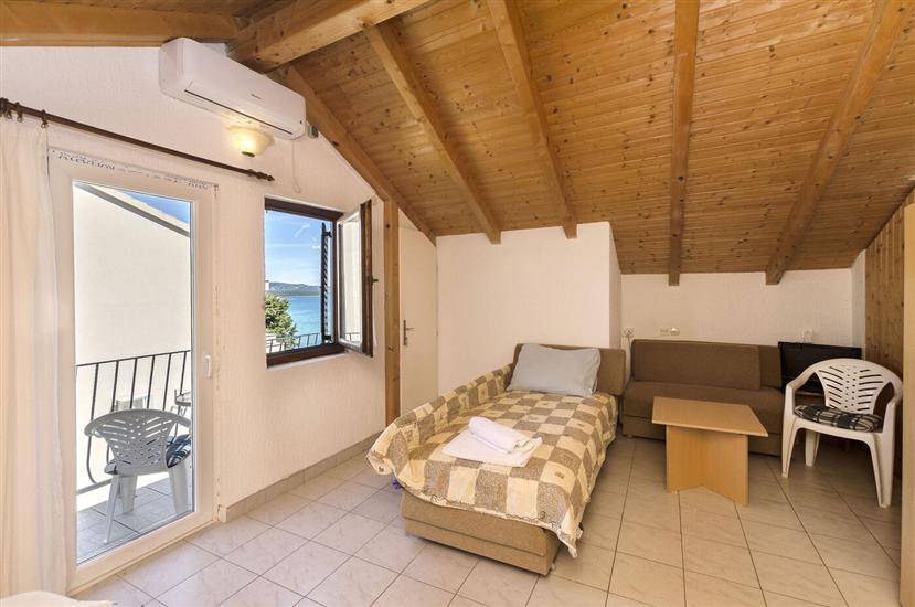 Apartment A5, for 3 persons
