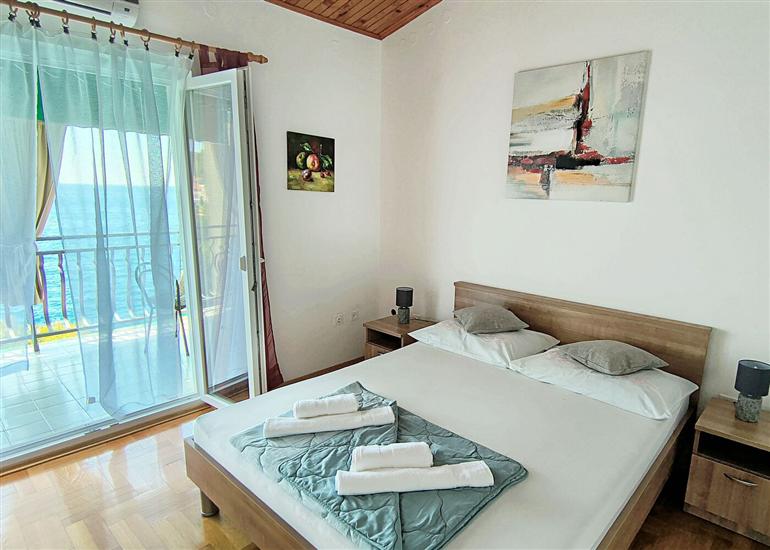 Apartment A3, for 8 persons