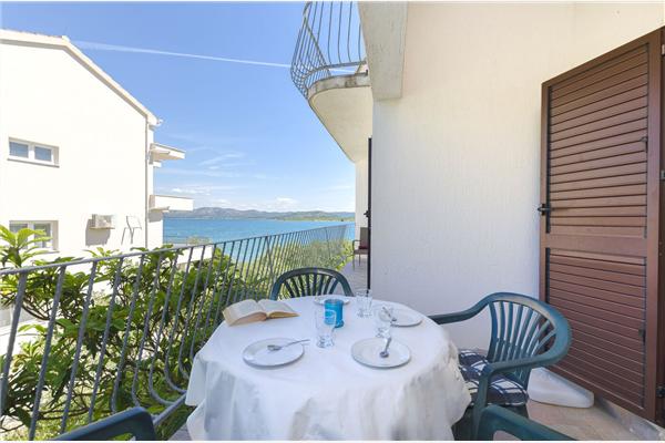 Apartment A4, for 4 persons