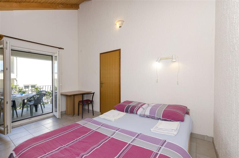 Apartment A4, for 4 persons
