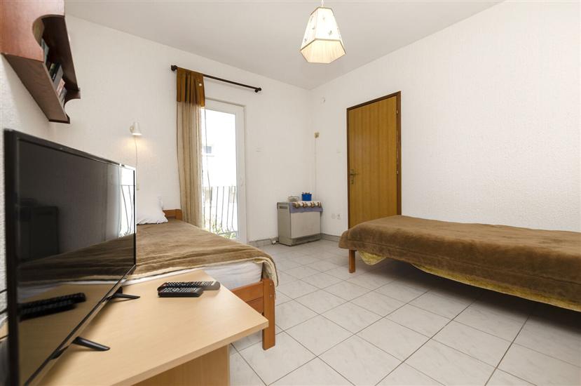 Apartment A4, for 4 persons