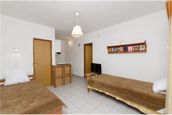 Apartment A4, for 4 persons