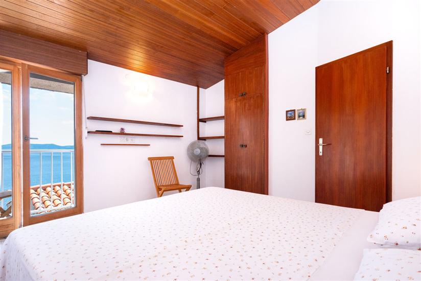 Apartment A4, for 4 persons