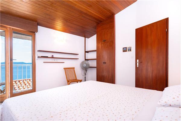 Apartment A4, for 4 persons