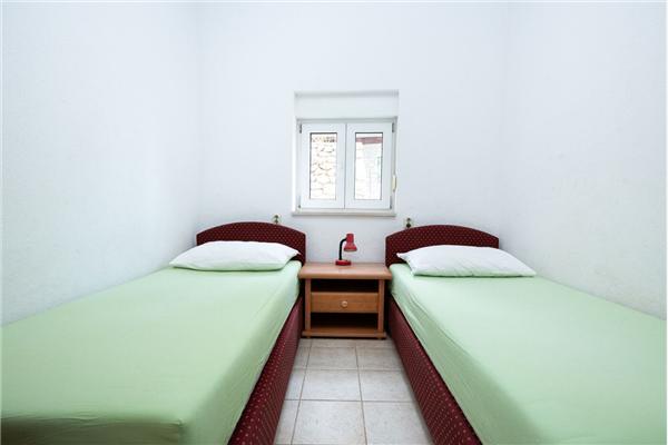 Apartment A4, for 4 persons