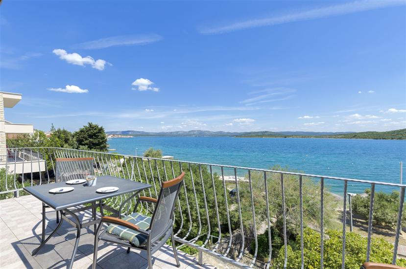 Apartment A3, for 4 persons
